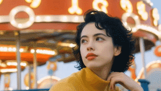 如何把视频中的画面定格